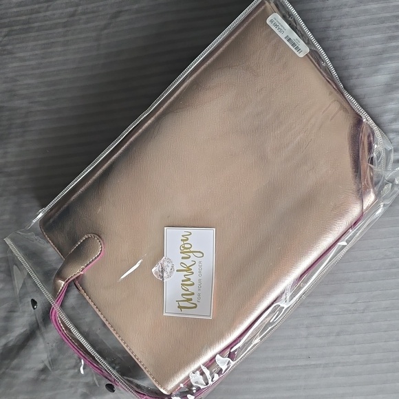 NWT Bath & Body Works- 2-PC Tote Bag & Wristlet - Picture 3 of 3